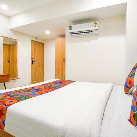 Hotel Tulip Light 马图拉 外观 照片